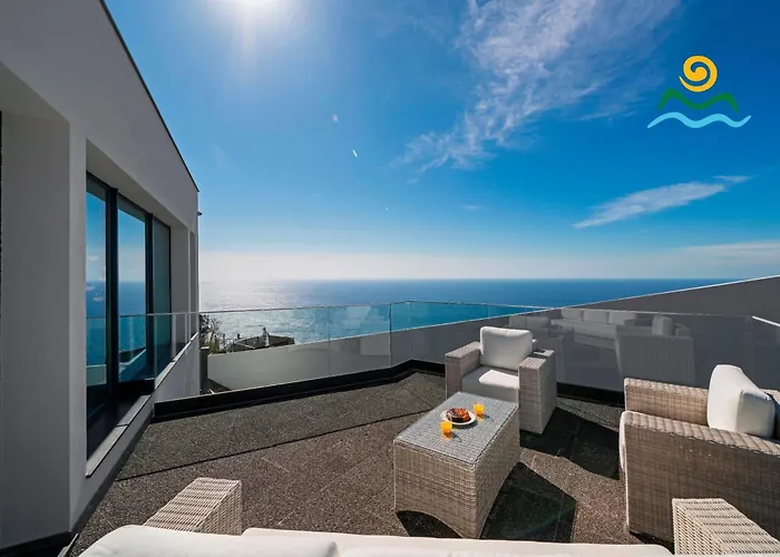 Vila Ourmadeira - Seacrest Ponta do Sol (Madeira)