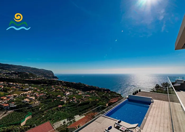 Ourmadeira - Seacrest * ポンタ・ド・ソル